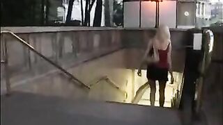 sexy blonde gets picked up in the subway and goes home for a threeway