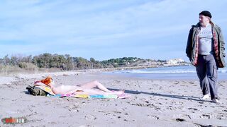 redhead anal fucking and squirting at the beach