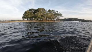 brincadeiras lesbicas navegando na lancha - ma santos - soraya castro