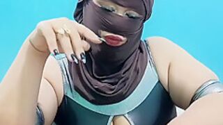 رقص ونيك لشرموطة فى طيزها وكسها سكس عربى مصرى بصوت واضح افجر متناكة فى مصر