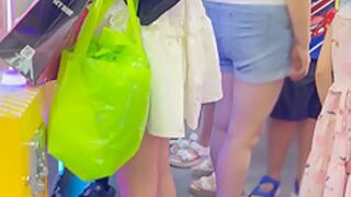 Chinese Girl Upskirt Video