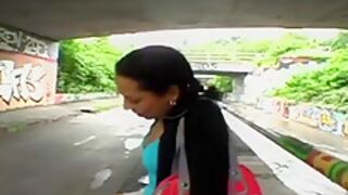 Mindblowing Outdoor Blowjob