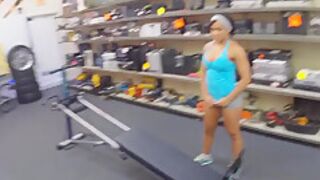 Ghetto Chick Gets Fucked By Pawn Guy At The Pawnshop