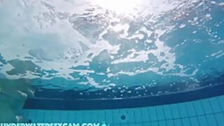 Hot Girl Gets Fucked Without Shame In A Public Pool