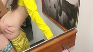 Risky Fuck And Blowjob In The Fitting Room Of The Store