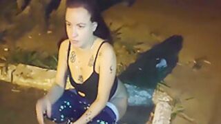 Vagninho E Holy Rubi Hot Skinny Girl Pissing And Showing Off Showing Her Beautiful Ass In A Public Park. 5 Min