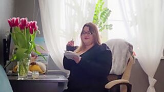 Hard Fucking In Doggie Position At Bbw Sexologist Appointment With Big Juicy Ass And Tits