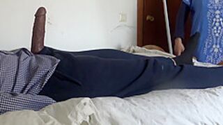 Algerian Maid Has Sex With A Big Black Cock In A Suburb Of Marseille