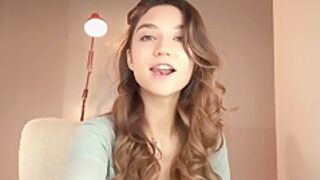 Brunette Teen 18+ Mia Elfie Orgasmic Relaxation