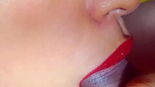 Hot Stepmom Suck My Dick In Close Up! Blowjob With Lot Of Cum In Mouth