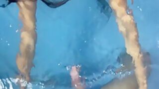 My Girlfriend Gives Me A Super Blowjob Under The Water Until I Cum In Her Mouth