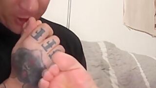 Stunning Got That Cunt Masturbated With Her Bfs Feet! With Sinn Sage