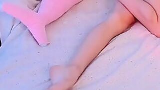 Goddess Teasing Barefoot Legs And Worship Ass