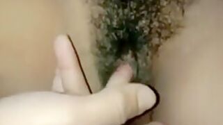 Boyfriend Put His Finger In Girlfriends Pussy