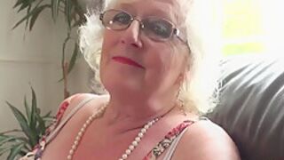 Your Horny Gilf Landlady Mrs. Claire Lets You Pay Rent In Cum - Pov - Claire Knight