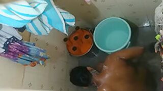 Indian desi bhabhi spy cam nude bath