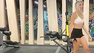 Blonde At The Gym Wanted To Suck Dick