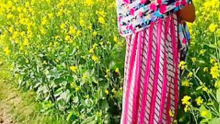 Bhabi Did Pissab In Mustard Cultivation !! Bangla Boudi Sorser Khete Pisab Kore Dilo Re