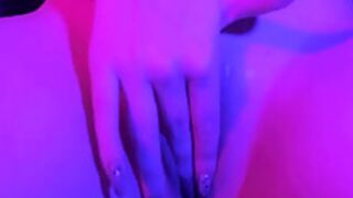 Sexy Girl Masturbates Her Narrow Wet Pussy While Is Home 6 Min