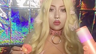 Asmr Bimbo Eating Freezedried Peachrings With Real Sexi Barbie