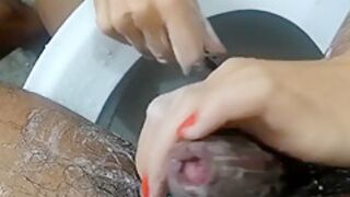 Sexy Amateur Girlfriend Shaves Boyfriend’s Cock Balls Hd- 1080