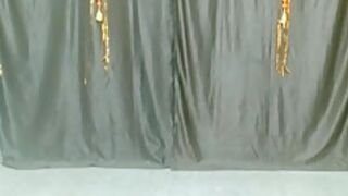 Indian Desi Bhabhi Teasing In Red Saree P-pihu In Webcam 10