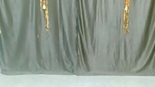 Indian Desi Bhabhi Teasing In Red Saree P-pihu In Webcam 10