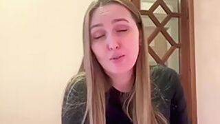 A Beautiful Stepmom Russian Porn Video