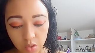 Hot Milf In Saturno Squirt Streaming Of Makeup Ends In Penetration On All Fours And Cock Sucking