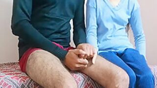 Desi Pyasi Ko Choda Hot Slim Step Mom Pussy Fucking