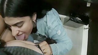 Sucking My Stepmothers Whores Pussy In A Public Bathroom - Porn In Spanish