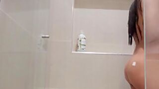 Wash & Twerk - Perfect Girlfriend Having A Shower While Dances And Twerks Thast Bubblebut Ass