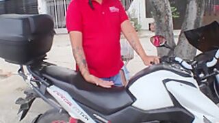 I Will Do Anything So That The Police Dont Take My Motorcycle - Porno En Espaol