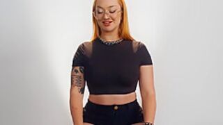 Emma Magnolia - Free Premium Video Up Close - How Women Orgasm With Redhead Pawg Solo Female Masturbation! Full Scene