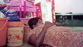 Indian Hot Wife Kissing Ass Bb