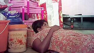 Indian Hot Wife Kissing Ass Bb