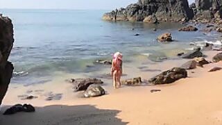 Naughty Beach Weekend - Neko Jinger Giving Head On Public Beach Trailer