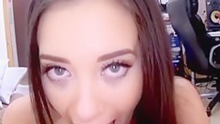 Beautiful Woman Hot In Boosting Big Cock