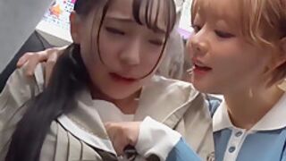 Japan Lesbian Handgag