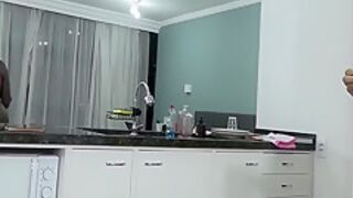 A Preta So De Lanjerye Na Cozinha Estigando Novinho Brinquedo 6 Min