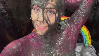 behind the scenes gunge dildo play