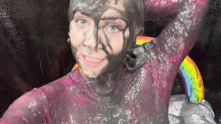 behind the scenes gunge dildo play