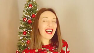 Gina Monelli - My Hot Stepmom Fuck Under Christmas Tree!