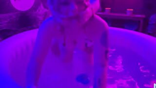 Beautiful Alt Girl Sucks & Fucks Outdoor Jacuzzi