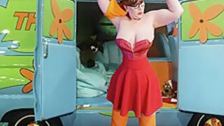 Granny Velma Dinkleys Lick & Dick Quandary Creampie Cams45h