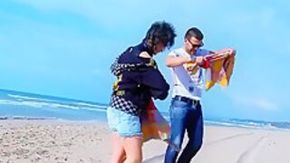 Stranger Guy Talks To Skinny Milf And Fucks Her On The Beach - Zaza La Coquine