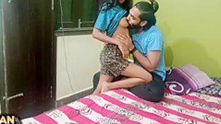 Juicy 18 Year Old Skinny Desi Girlfriend Sex Fucked By Indian Hunk